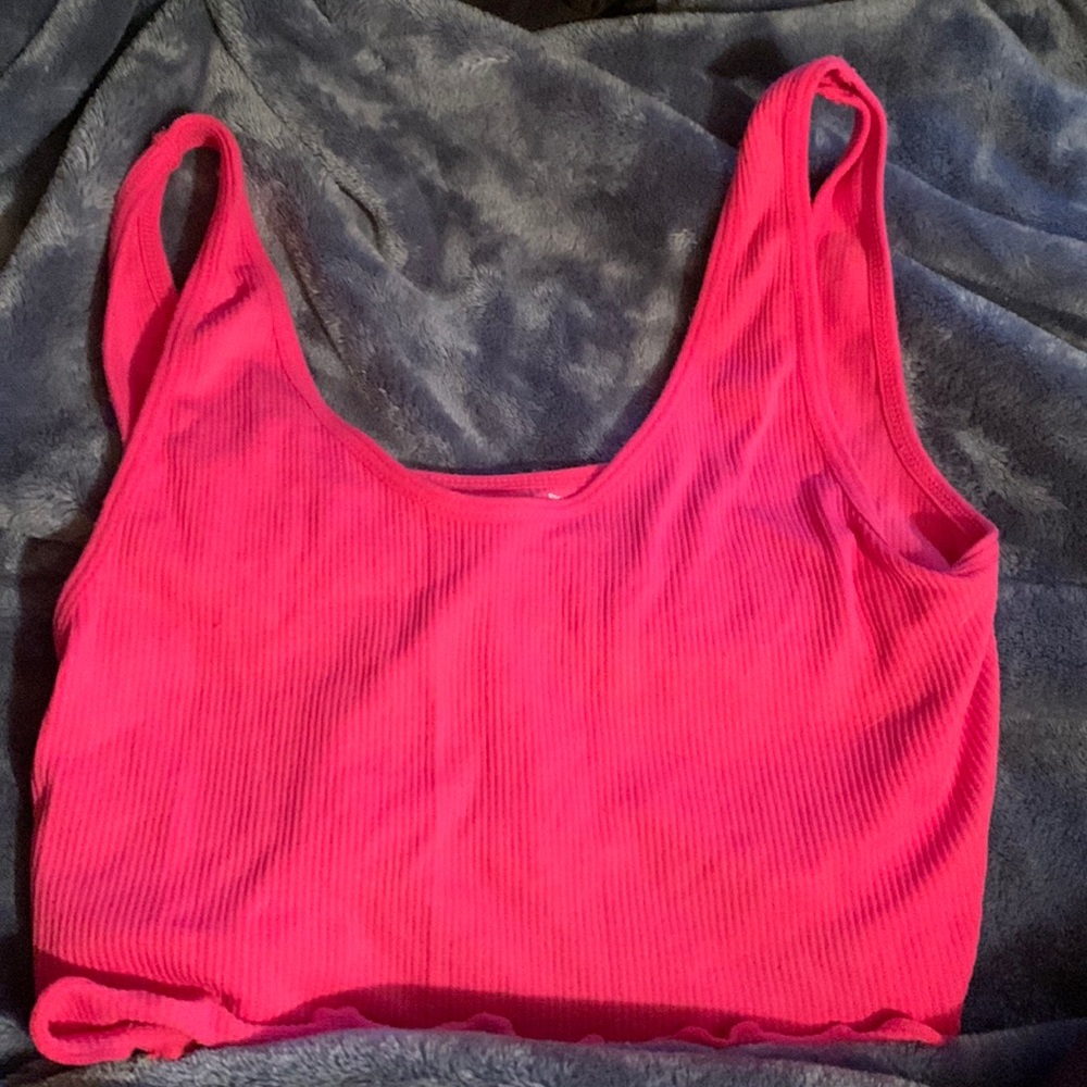 pink crop top